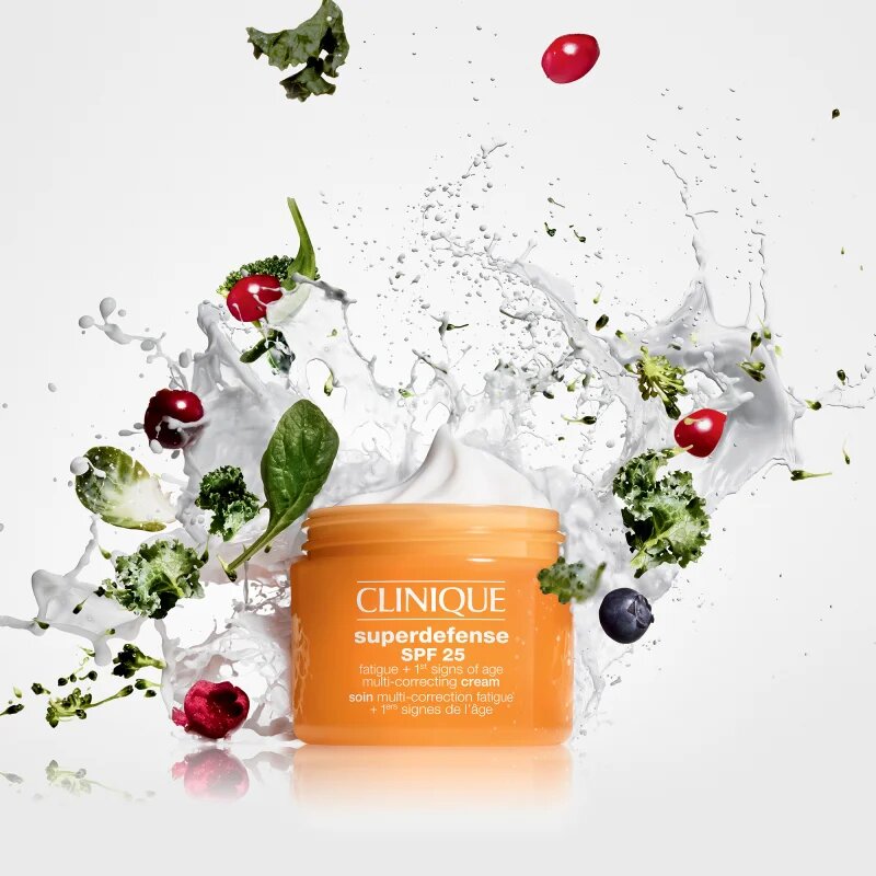 Clinique Superdefense™ SPF 25 Fatigue + 1st Signs Of Age Multi-Correcting Cream крем против първи белези на стареене за суха и смесена кожа SPF 25 30