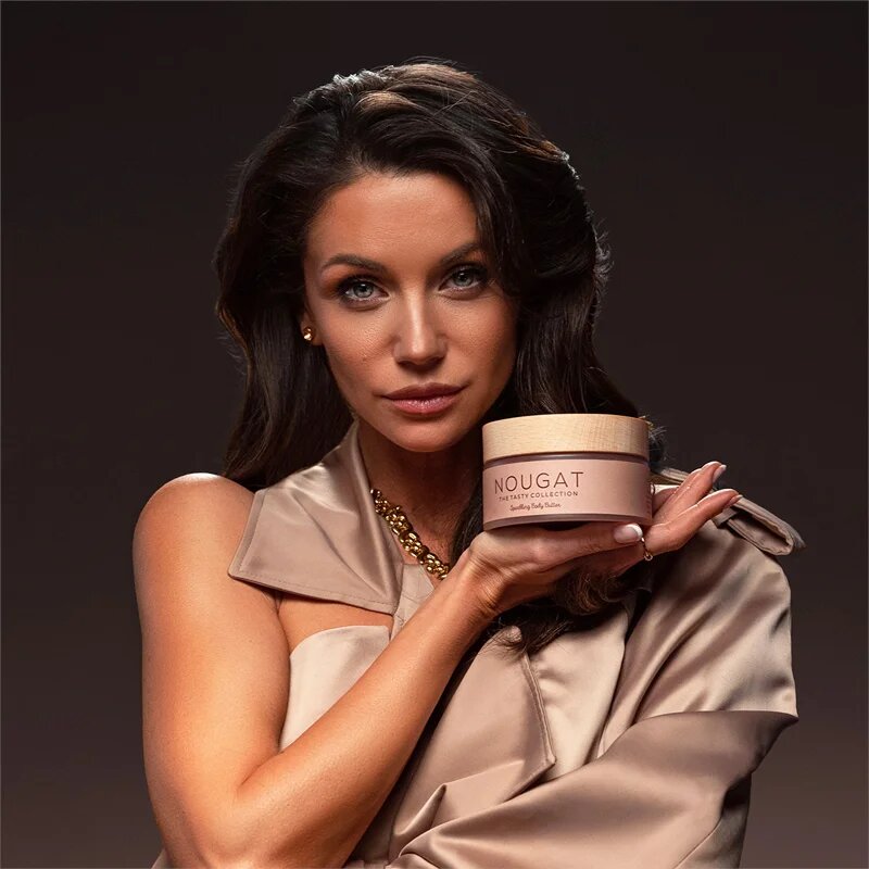 COCOSOLIS NOUGAT кадифено масло за тяло за освежаване и хидратация с блясък 250 мл.