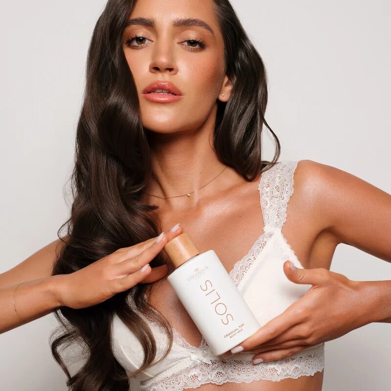 COCOSOLIS SOLIS Gradual Tan Body Milk автобронзиращ лосион за постепенен тен с аромат Caramel Latte 200 мл.