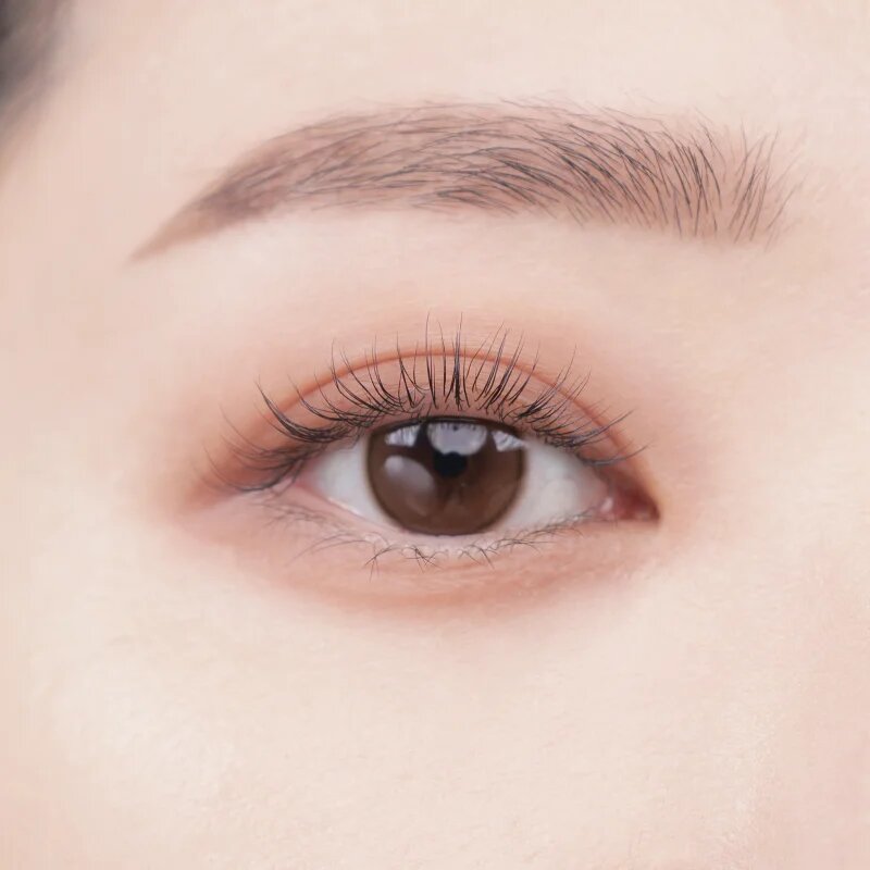 Colorgram Tintin Dory Eyeshadow Palette палитра със сенки за очи и озарители цвят 02 Chestnut Dory 4 гр.