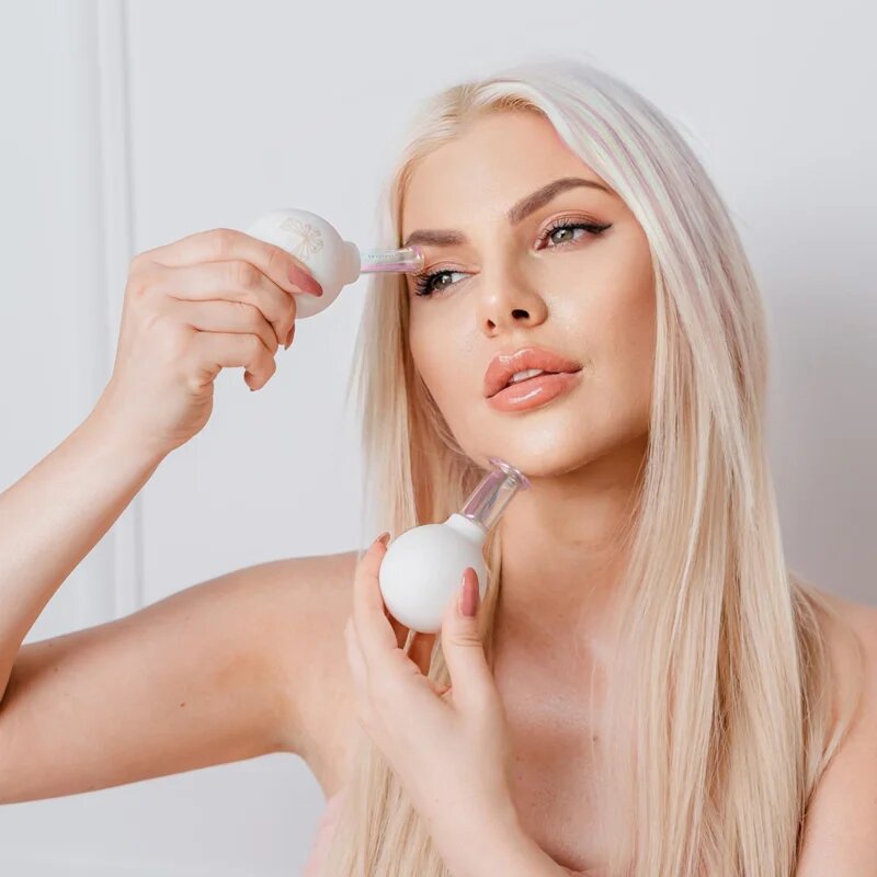 Crystallove Glass Facial Cupping Set комплект масажни аксесоари за лице врат и деколкте 2 бр.