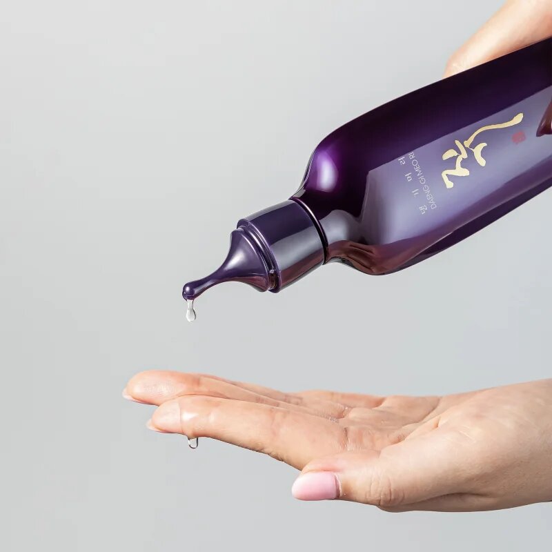 DAENG GI MEO RI Jin Gi Vitalizing Scalp Nutrition Pack подсилващ и регенериращ серум за коса против косопад 145 мл.