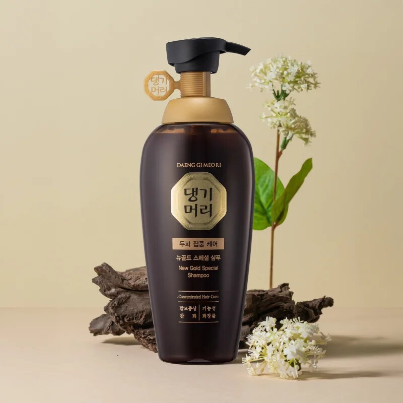 DAENG GI MEO RI New Gold Special Shampoo подсилващ шампоан за мазна коса 500 мл.