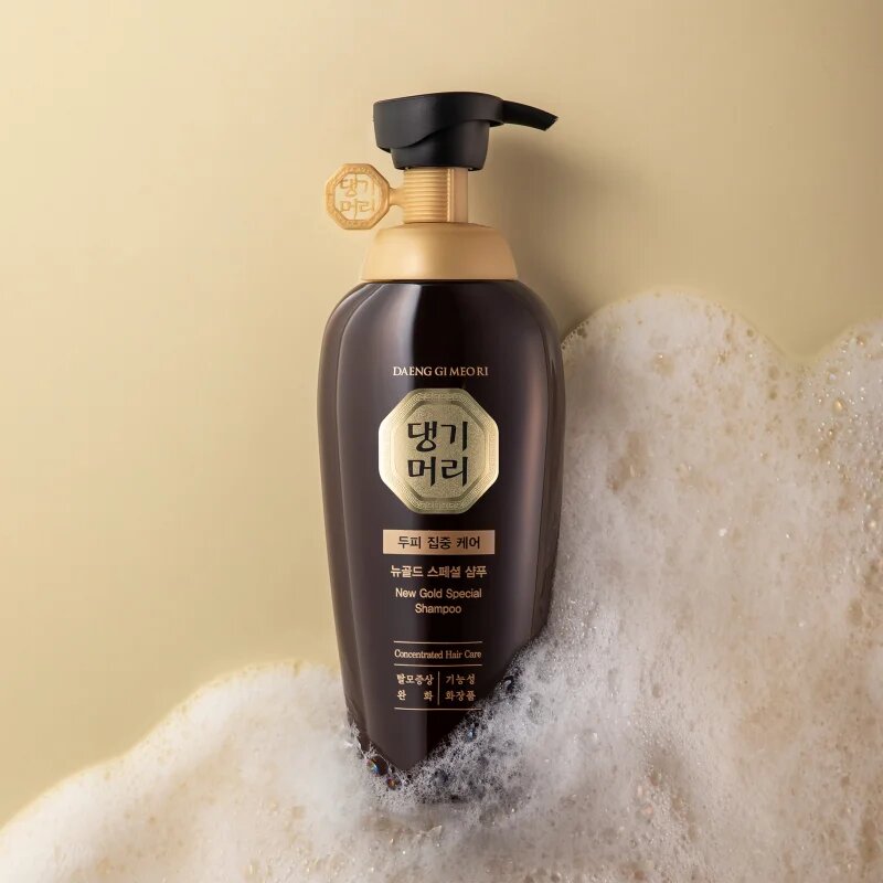 DAENG GI MEO RI New Gold Special Shampoo подсилващ шампоан за мазна коса 500 мл.