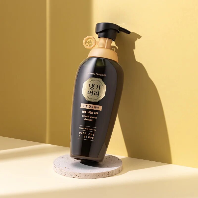 DAENG GI MEO RI Oriental Special Shampoo подхранващ шампоан против косопад 500 мл.