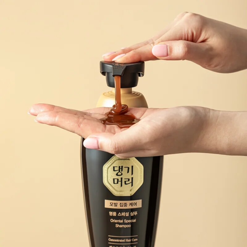 DAENG GI MEO RI Oriental Special Shampoo подхранващ шампоан против косопад 500 мл.