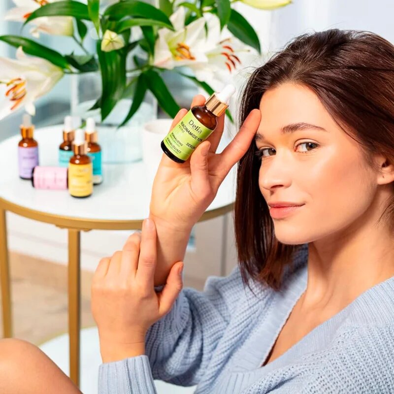 Delia Cosmetics Niacinamide 10% + zinc обновяващ серум за лице врат и деколкте 30 мл.