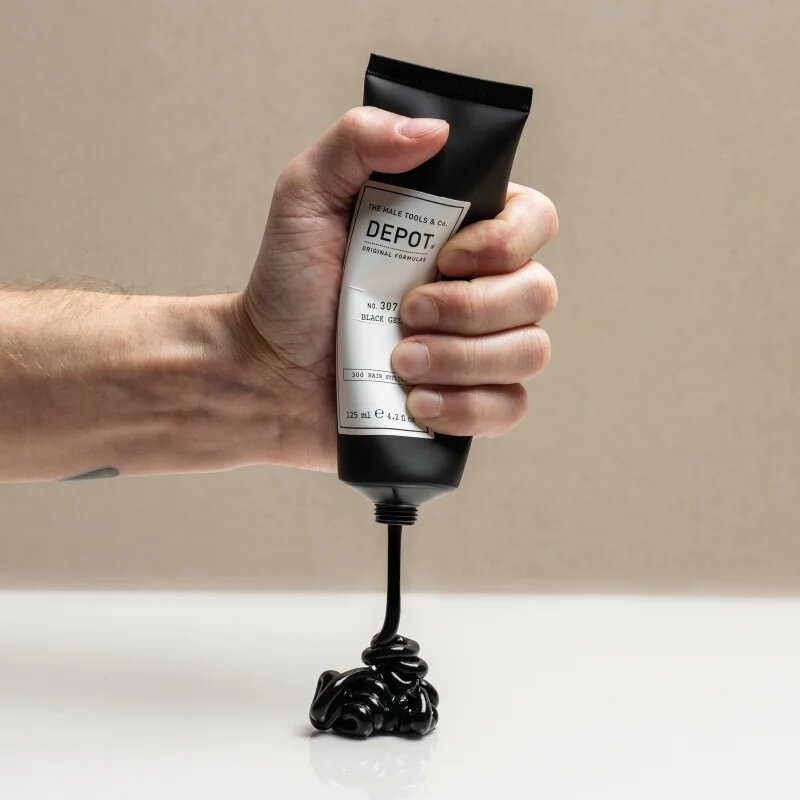 Depot 300 HAIR STYLING NO. 307 BLACK GEL стилизиращ гел за тъмна коса 125 мл.