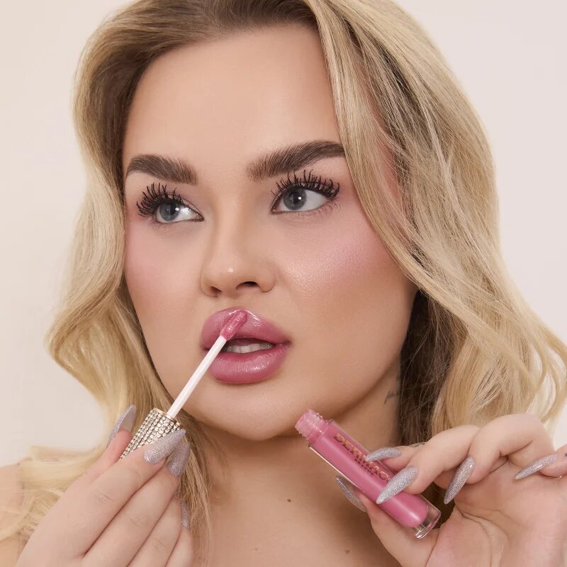 Dermacol Diamond Edition Peptide Lip Glaze гланц-грижа за устни с пептиди цвят 02 Very Vera 2.5 мл.