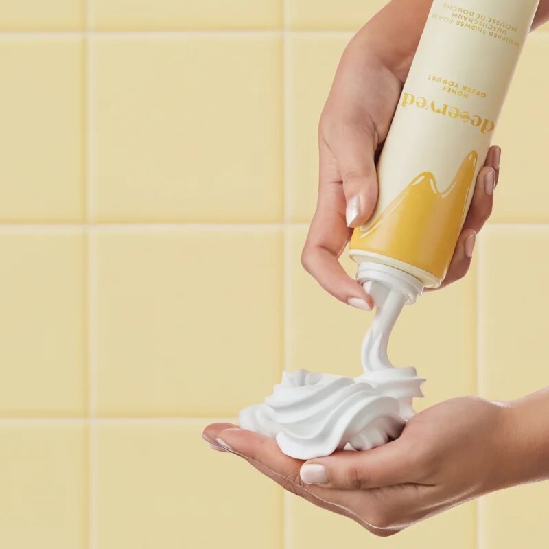 DESERVED Whipped Shower Foam Honey Greek Yogurt душ пяна за тяло 250 мл.