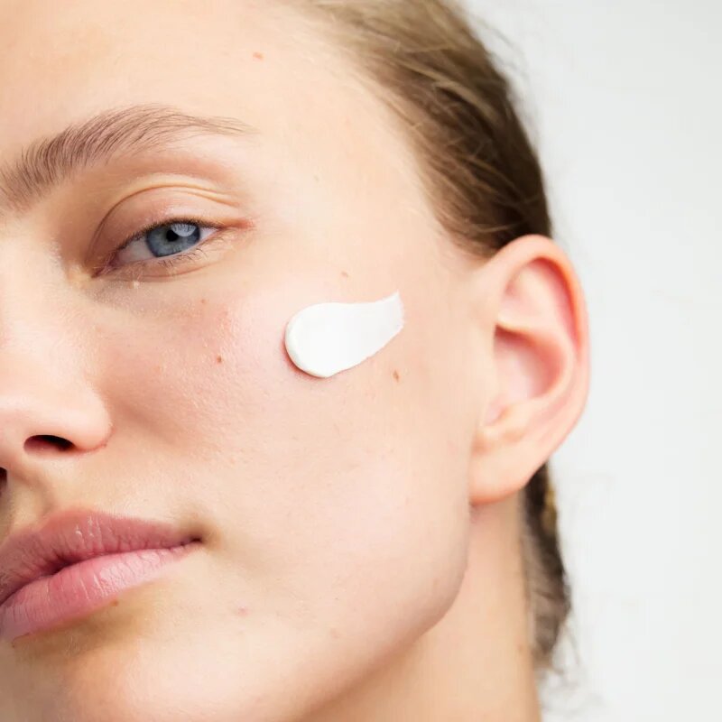 Dr. Hauschka Facial Care Rose Day Cream дневен крем от роза 30 мл.