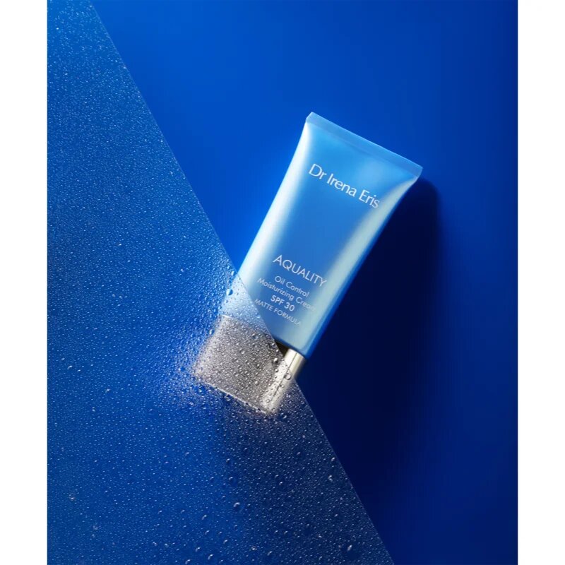 Dr Irena Eris Aquality Oil-Control Moisturizing Cream дълбоко хидратиращ крем в дълбочина против бръчки SPF 30 50 мл.