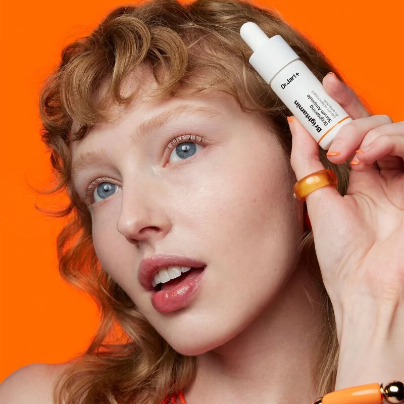Dr. Jart+ Brightamin Brightening Serum Ampoule активен серум за озаряване и изглаждане на кожата на лицето с витамин С 8.08 гр.