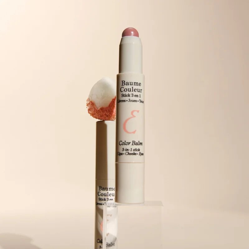 Embryolisse Artist Secret мултифункционален грим за очи устни и лице цвят Nude pink 2.5 гр.
