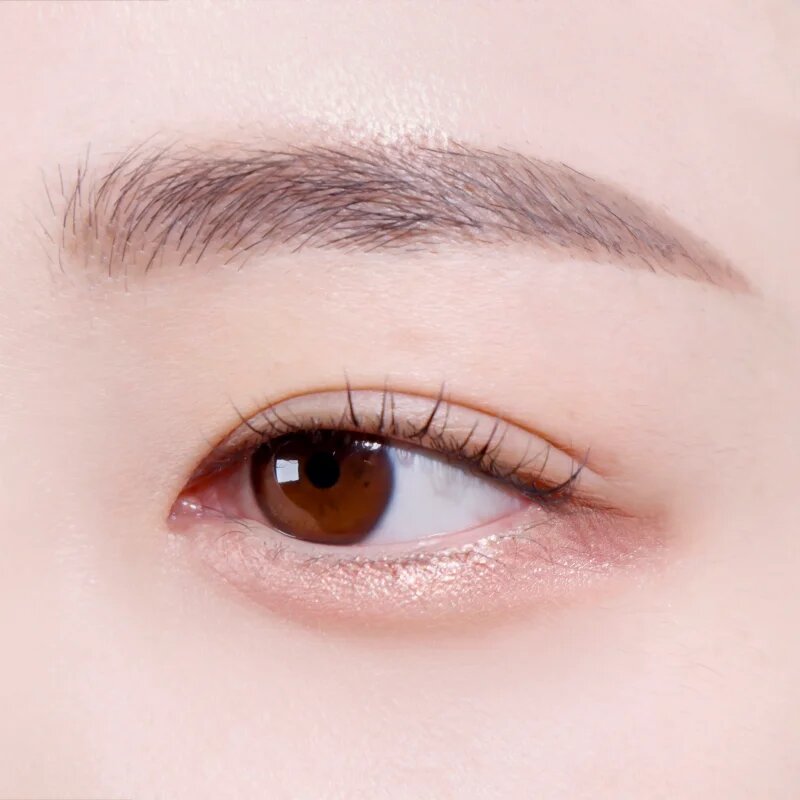 espoir Real Eye Dual Stick дълготрайни сенки за очи в молив с избелител цвят 02 Peach Beam 0.5 гр.