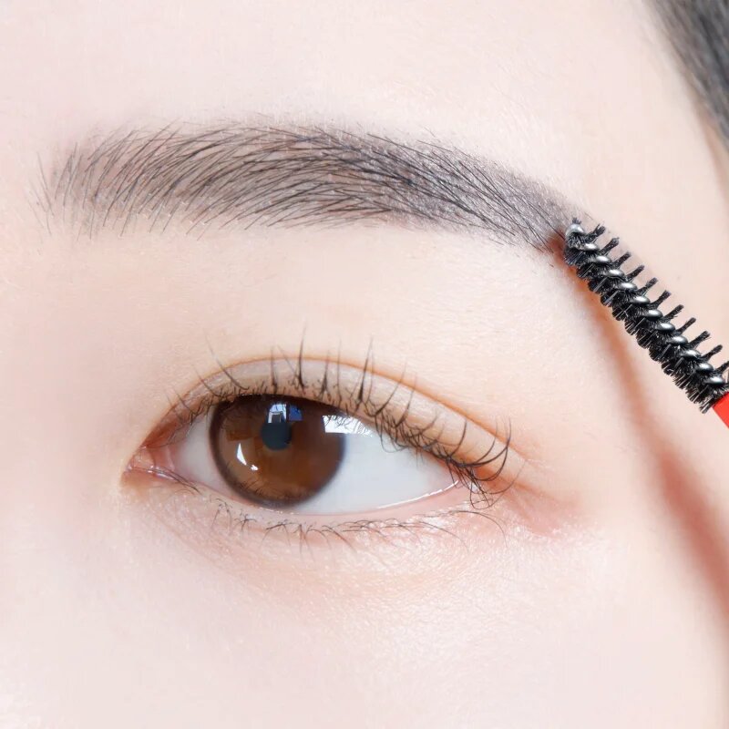 espoir The Brow Balance Pencil молив за вежди с четка цвят 01 Classic Brown 0.1 гр.