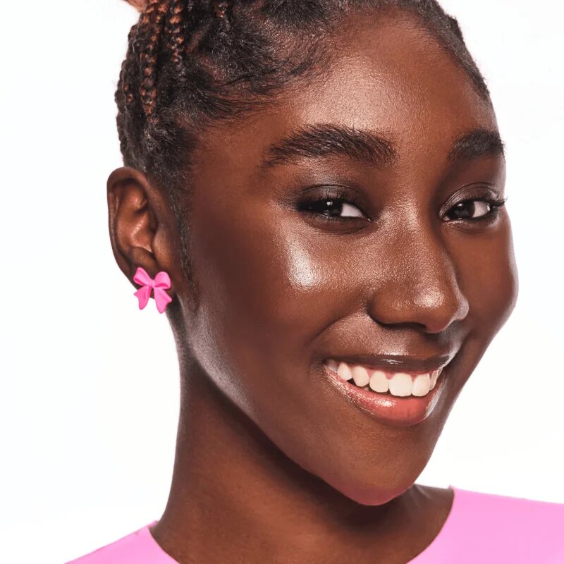 Essence baby got bronze бронзант в стик цвят 60 Crush On Caviar 5.5 гр.