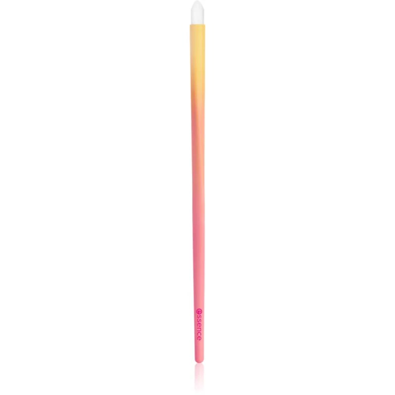 Essence BRUSH IT LIKE IT'S ART pencil brush четка за очна линия 01 Precision Meets Paint-spiration 1 бр.