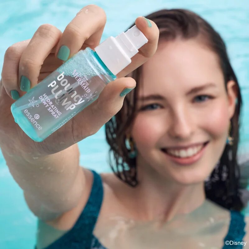 Essence Disney The Little Mermaid фон дьо тен фиксатор с хидратиращ ефект 01 Make A Splash 50 мл.