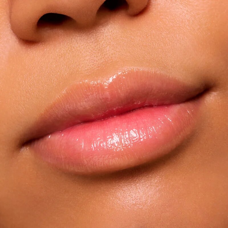 Essence lip care хидратираща маска за устни за нощ 02 Strawberry Milkshake 8 гр.