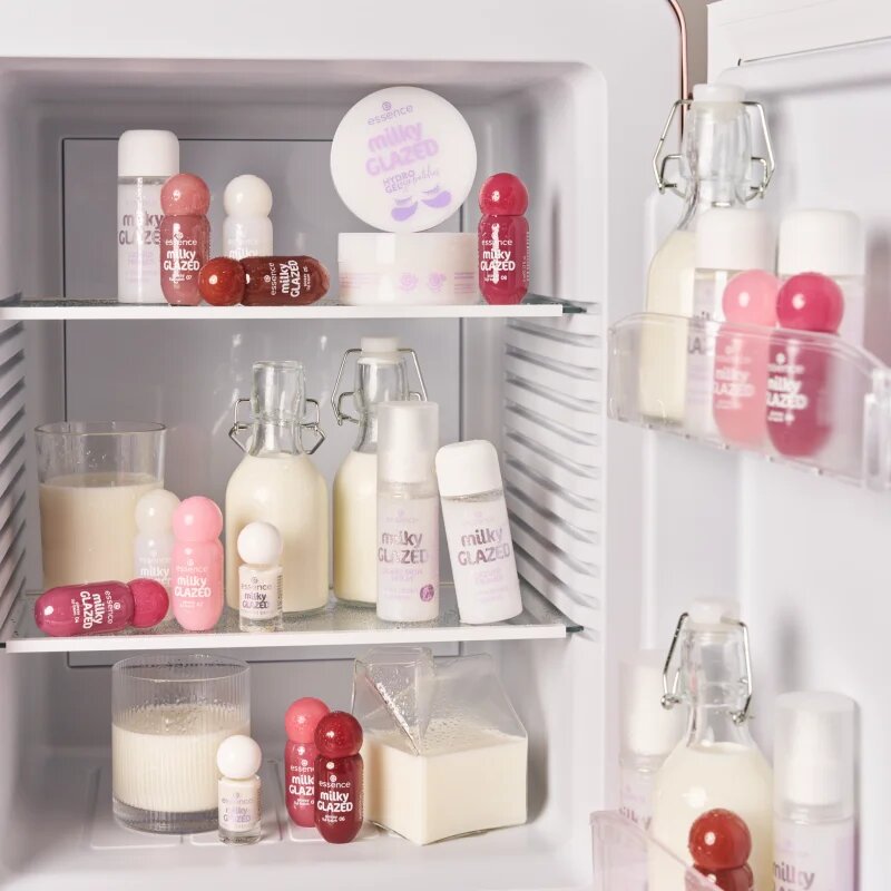 Essence milky GLAZED лак за нокти мини цвят 21 5 мл.