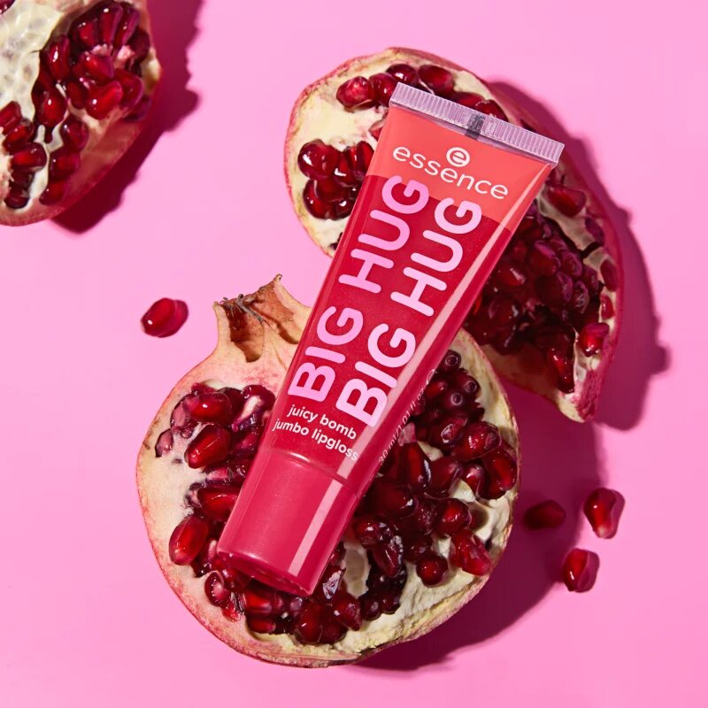 Essence Say It With Juicy Big Hug блясък за устни цвят 01 Poppin' Pomegranate 30 мл.