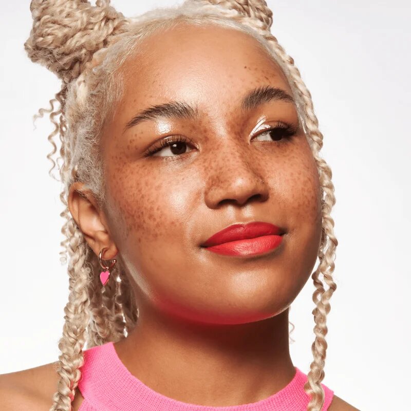 Essence The slim STICK дълготрайно червило цвят 108 Nice Spice 17 мл.