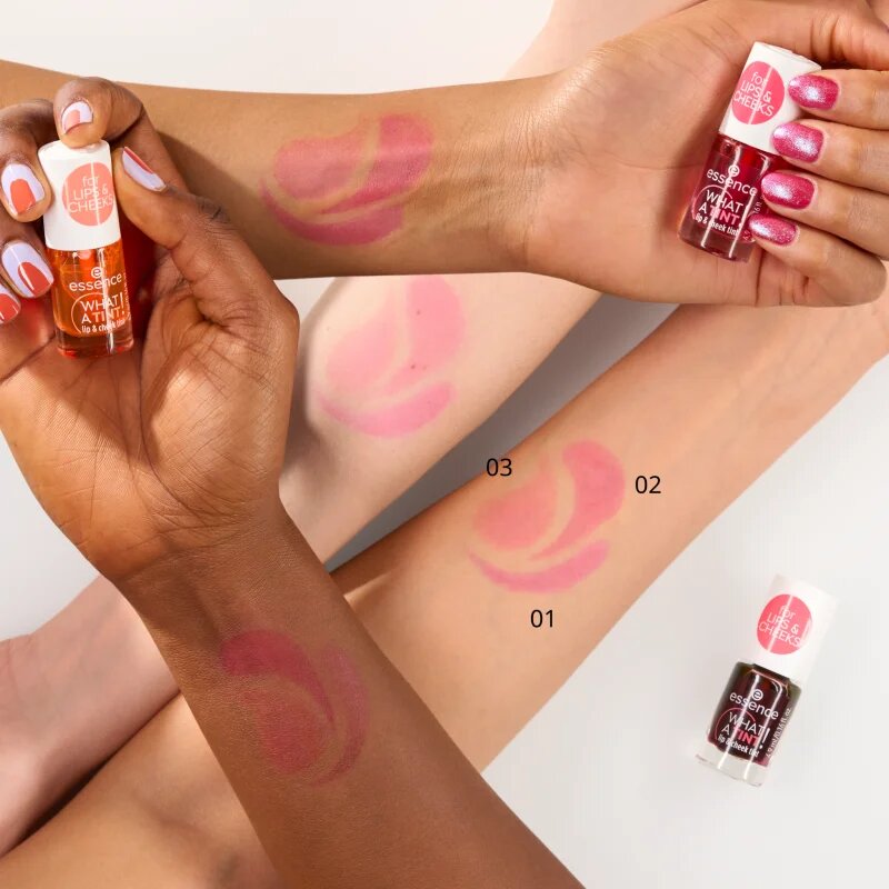 Essence WHAT A TINT! течен руж и блясък за устни цвят 03 Peachy Vibes 4.9 мл.