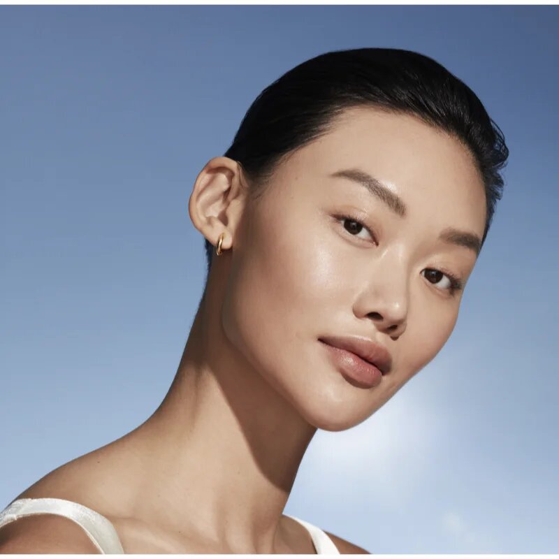 Estée Lauder Futurist SkinTint Serum Foundation With Botanical Oil Infusion SPF 20 Серум фон дьо тен SPF 20 цвят 1N2 Ecru 30 мл.