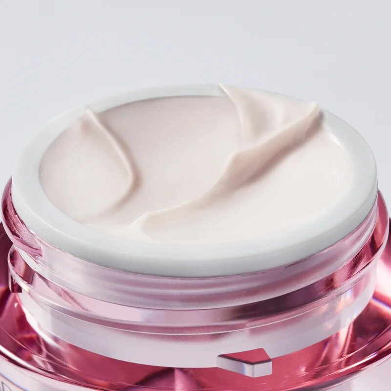 Estée Lauder Resilience Multi-Effect Tri-Peptide Eye Creme стягащ околоочен крем с подхранващ ефект 15 мл.