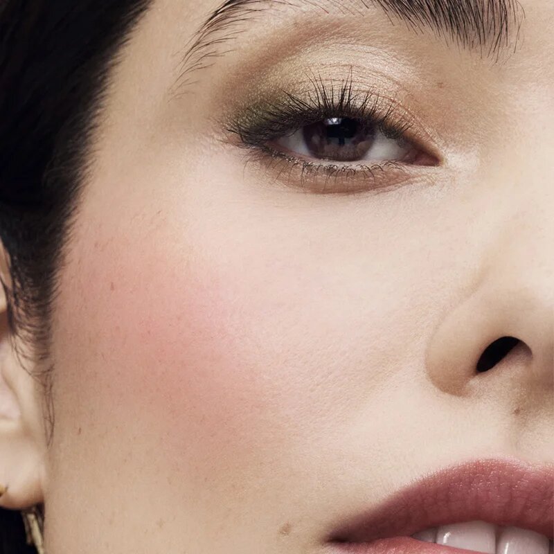 Estée Lauder The Sculpting Blush Powder Blush руж - пудра с четка цвят Rebellious Rose 7 гр.