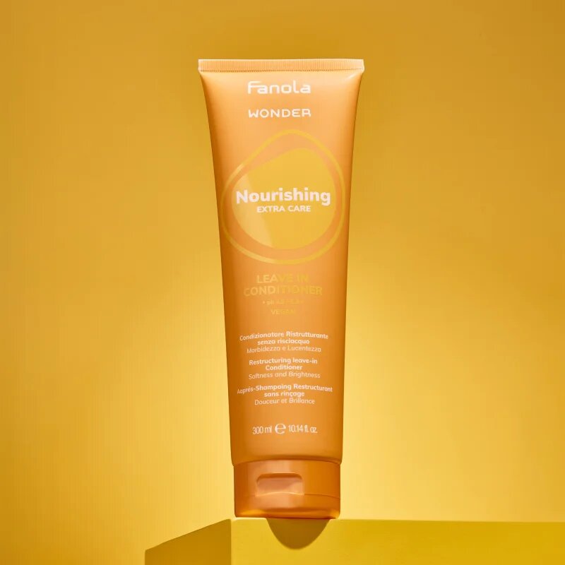 Fanola Wonder Nourishing Conditioner балсам без отмиване за подхранване и блясък 300 мл.