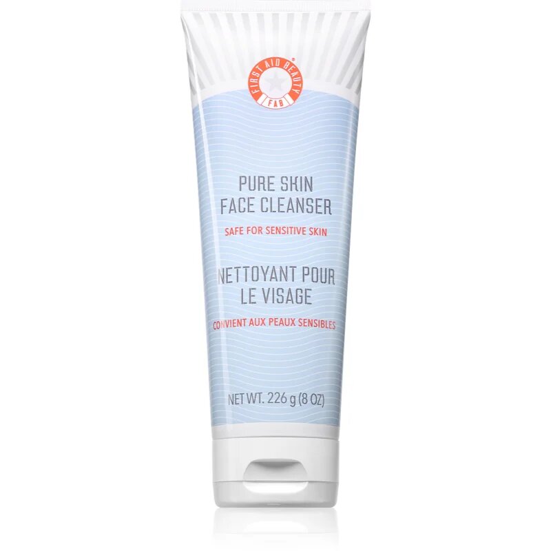 First Aid Beauty Pure Skin средство за почистване за лице 226 гр.