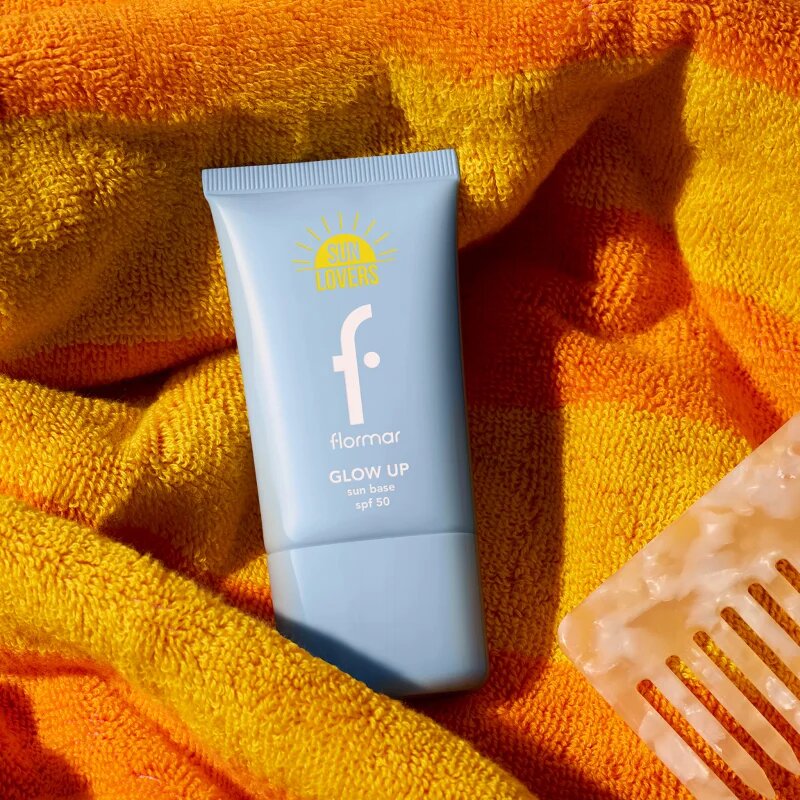 flormar Glow Up Sun Base SPF 50 хидратираща основа под фон дьо тен за озаряване на лицето SPF 50 40 мл.