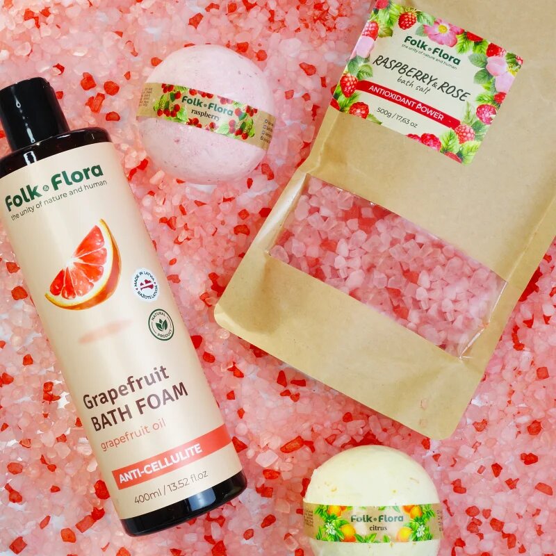 Folk & Flora Citrus бомбичка за вана с освежаващ ефект 130 гр.