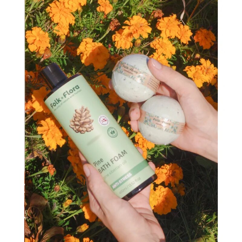 Folk & Flora Eucalyptus бомбичка за вана с успокояващ ефект 130 гр.