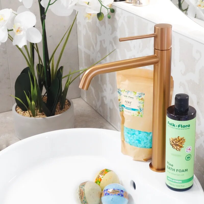 Folk & Flora Pine успокояваща сол за вана 500 гр.