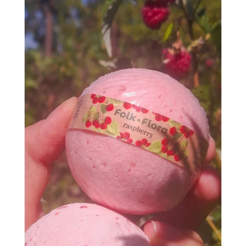 Folk & Flora Raspberry бомбичка за вана 130 гр.