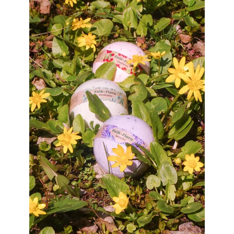 Folk & Flora Raspberry бомбичка за вана 130 гр.