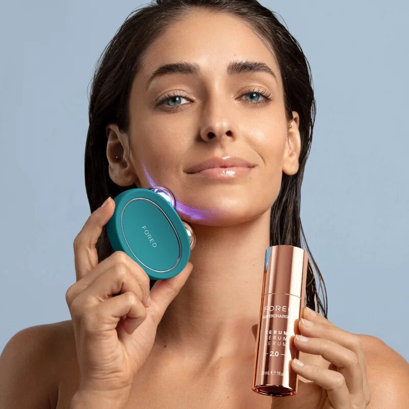 FOREO BEAR™ 2 микротоков тонизиращ уред за лице Evergreen 1 бр.