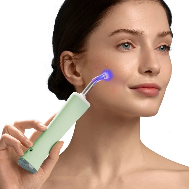 FOREO ESPADA™ 2 Plus писалка със синя светлина за успокояване признаците на акне Pistachio 1 бр.