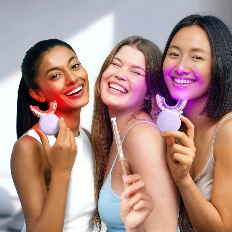 FOREO ISSA™ Teeth Whitening Set комплект за избелване на зъби