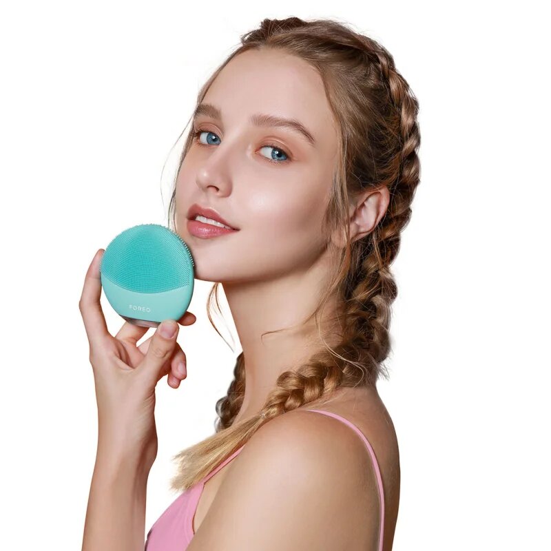 FOREO LUNA™ 3 Mini почистващ звуков уред Mint 1 бр.