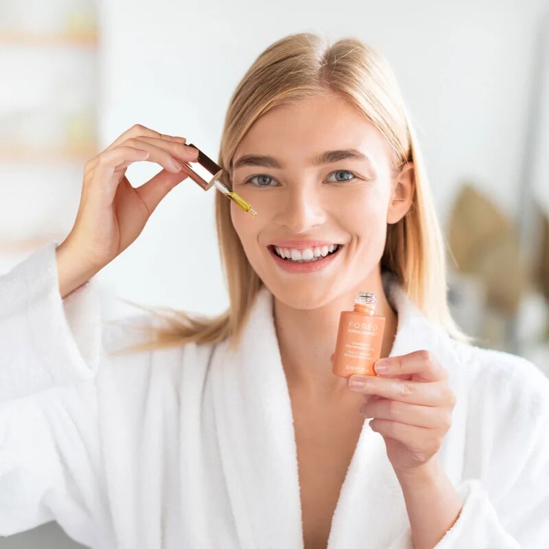 FOREO SUPERCHARGED Overnight Skin Repair Face Oil подмладяващо олио за лице за нощ 30 мл.