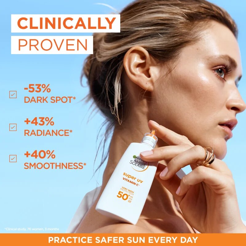 Garnier Ambre Solaire Super UV Vitamin C лек защитен флуид Против тъмни петна SPF 50+ 40 мл.