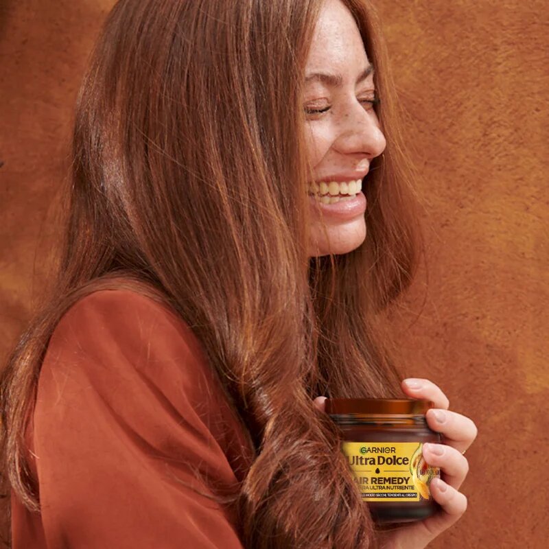 Garnier Ultra Doux Avocado Oil and Shea Butter подхранваща маска за суха коса 340 мл.