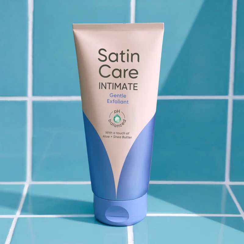Gillette Satin Care Intimate фин пилинг за оформяне на бикини линията 177 мл.