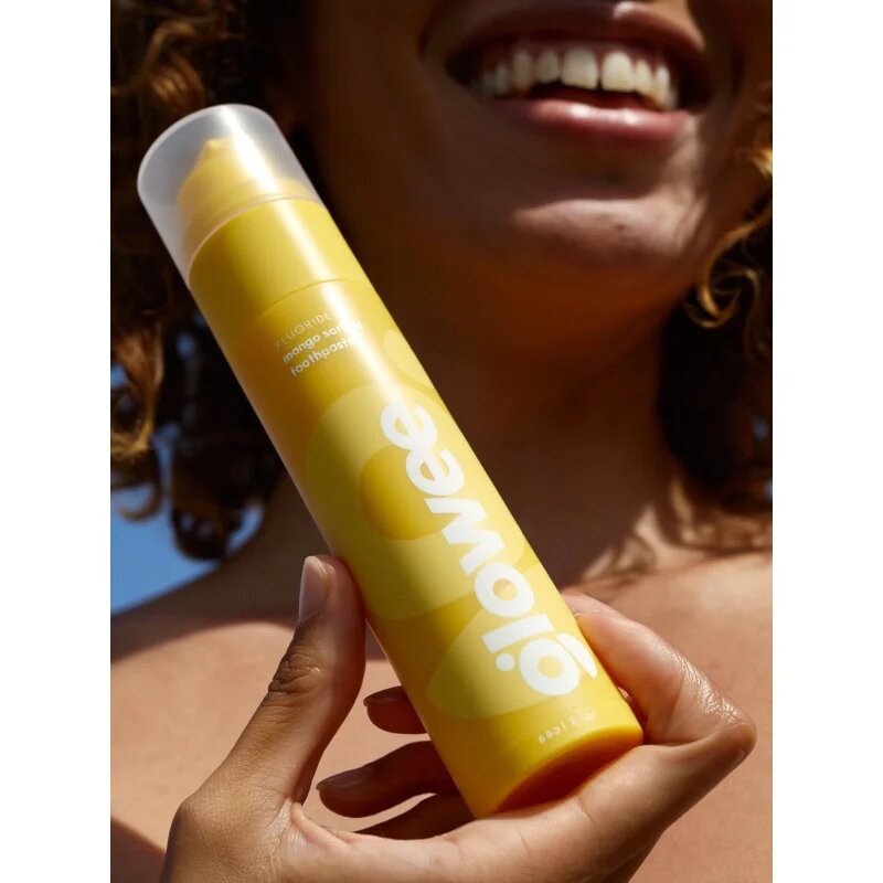 Glowee Mango избелваща паста за зъби Mango 60 гр.