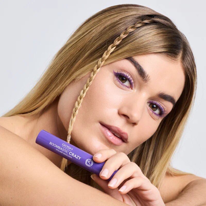 GOSH COPENHAGEN Boombastic спирала за обем и извиване на мигли цвят 006 Dusty Violet 13 мл.