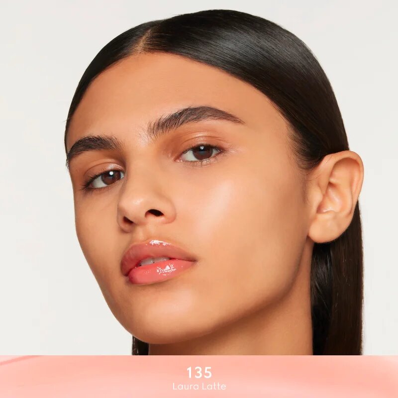 Gucci Beauty Gloss à Lèvres блясък за устни за по-голям обем цвят 135 Laura Latte 6.5 мл.